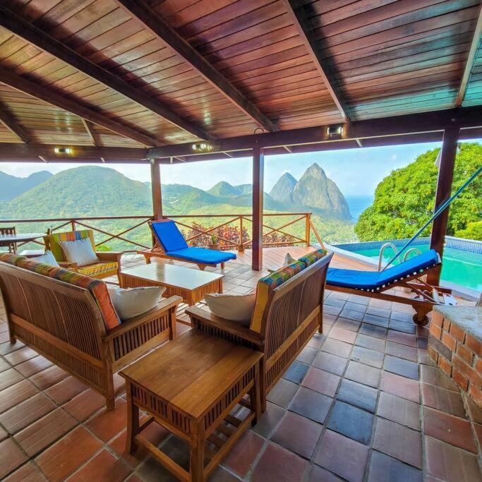 $1Mil Luxury Villa Piton View - Colombette Villa Soufriere Exterior photo